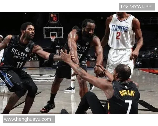 哈登在篮网对阵太阳的比赛中精彩表现得分引发热议 哈登在篮网对阵太阳的比赛中精彩表现得分引发热议